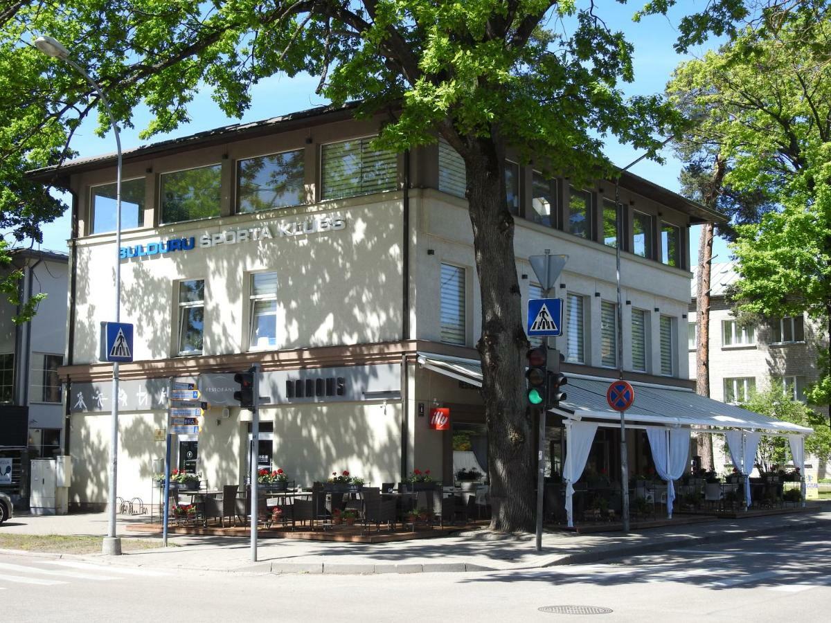 Vienibas Prospekts 6 Jūrkalne Exterior foto